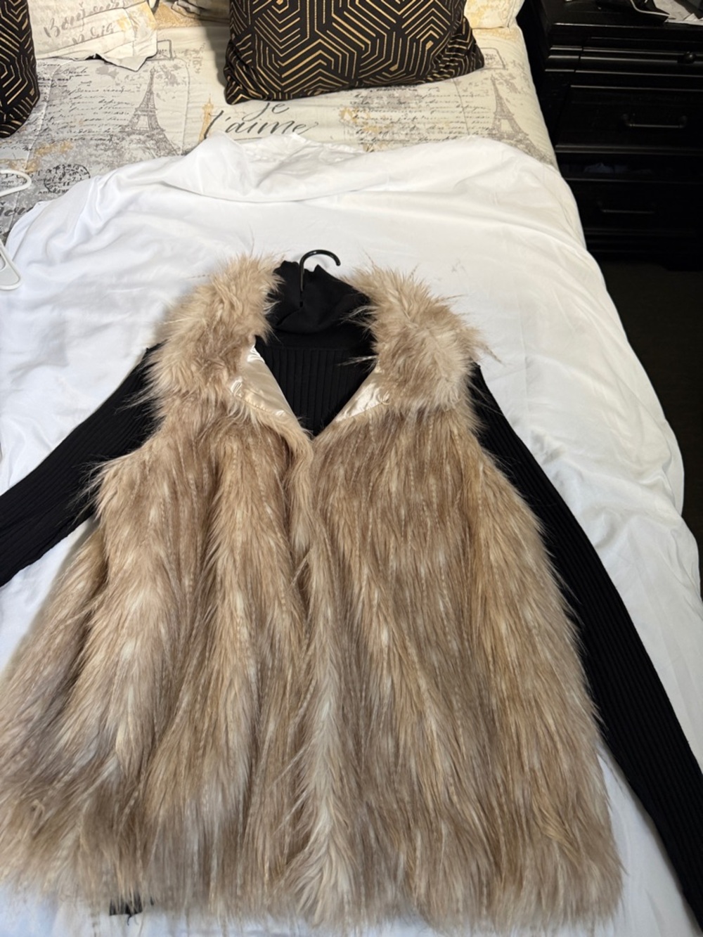 Marc New York  Andrew Marc Light Beige Faux Fur Teddy Vest